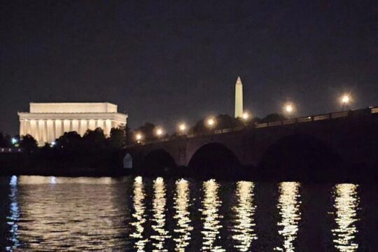 Private Night Tour of Washington DC through National Mall