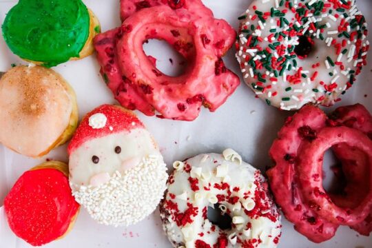 Washington DC Holiday Donut Adventure and Walking Food Tour