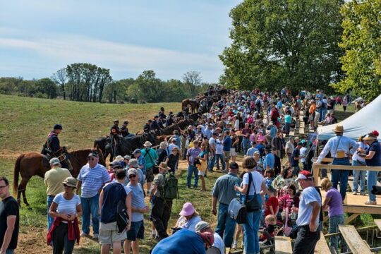 Antietam Battlefield Private Tour by Luxury Vehicle