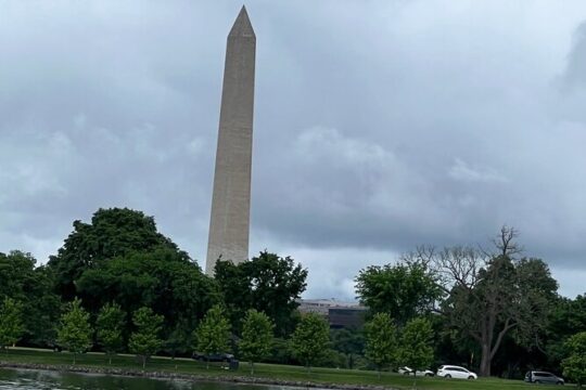 Private Luxury Yacht Tour of Washington DC Historic Sites